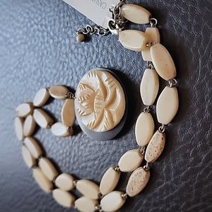 Casual Corner necklace